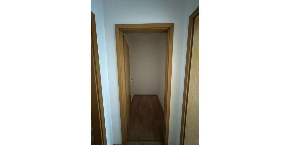 Leerstehendes Reihenendhaus: 100m² groß + ruhig im Grünen gelegen, Falkensee, nahe Potsdam + Berlin 4 zimmer