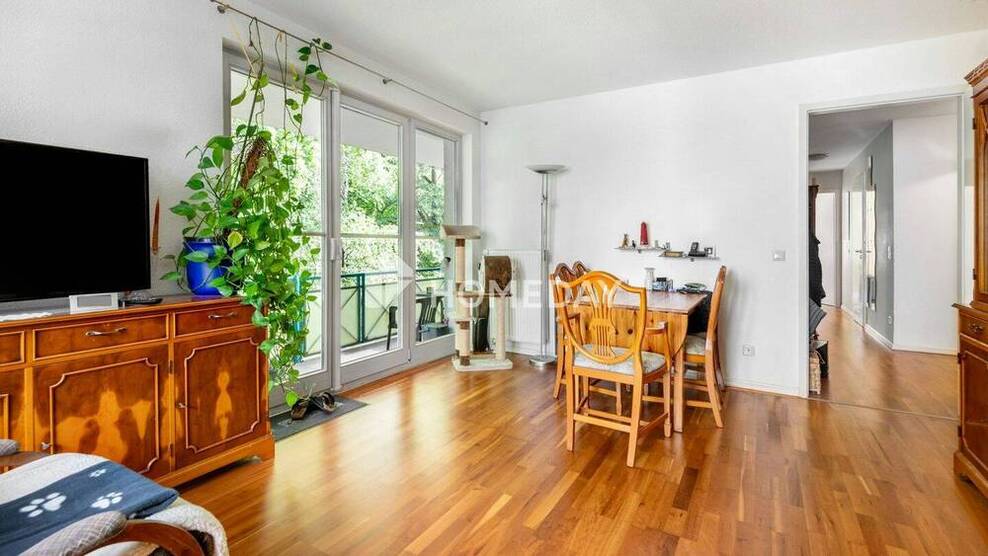 Attraktive 3-Zimmer-Wohnung mit Balkon und Tiefgaragenstellplatz