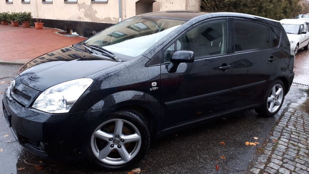 Toyota Corolla Verso 213.382 km 2.799 € Dahlewitz 15827