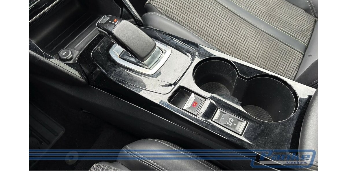 Peugeot 208 e - GT EAT*NAV*360°*Pano*TotW*LED*ACC* 165.635 km 11.890 &euro; Berlin 13187