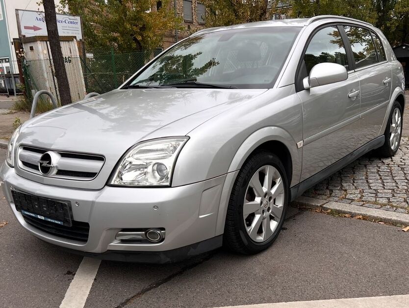 Opel Signum 129.616 km 2.999 € Berlin 13597