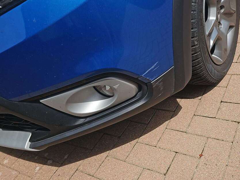 Dacia Sandero 68.600 km 8.300 € Potsdam 14480