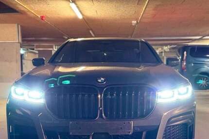 BMW 750 158.000 km 52.999 &euro; berlin 10117