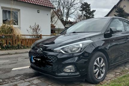 Hyundai i20 53.000 km 11.250 &euro; Berlin 10779