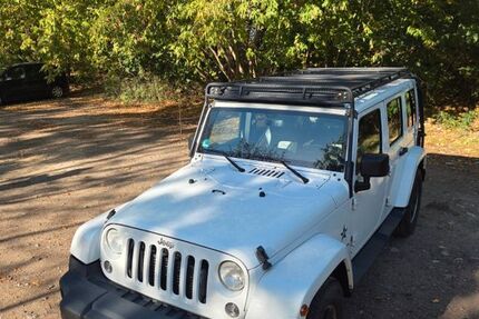Jeep Wrangler 174.000 km 19.900 &euro; Berlin 10829