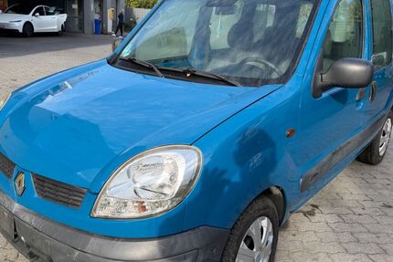 Renault Kangoo 150.000 km 2.499 &euro; Berlin 13055