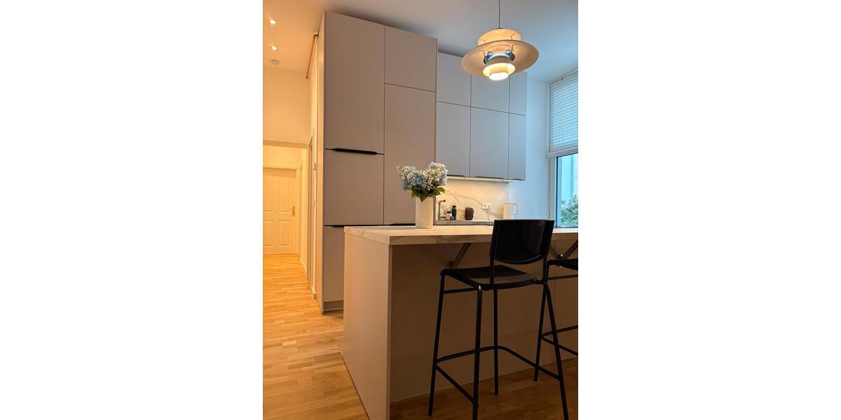 Erdgeschoßwohnung Berlin Charlottenburg-Wilmersdorf - 3 Zimmer, 63 m&sup2;, 1.700&euro; | Angebot:26691715