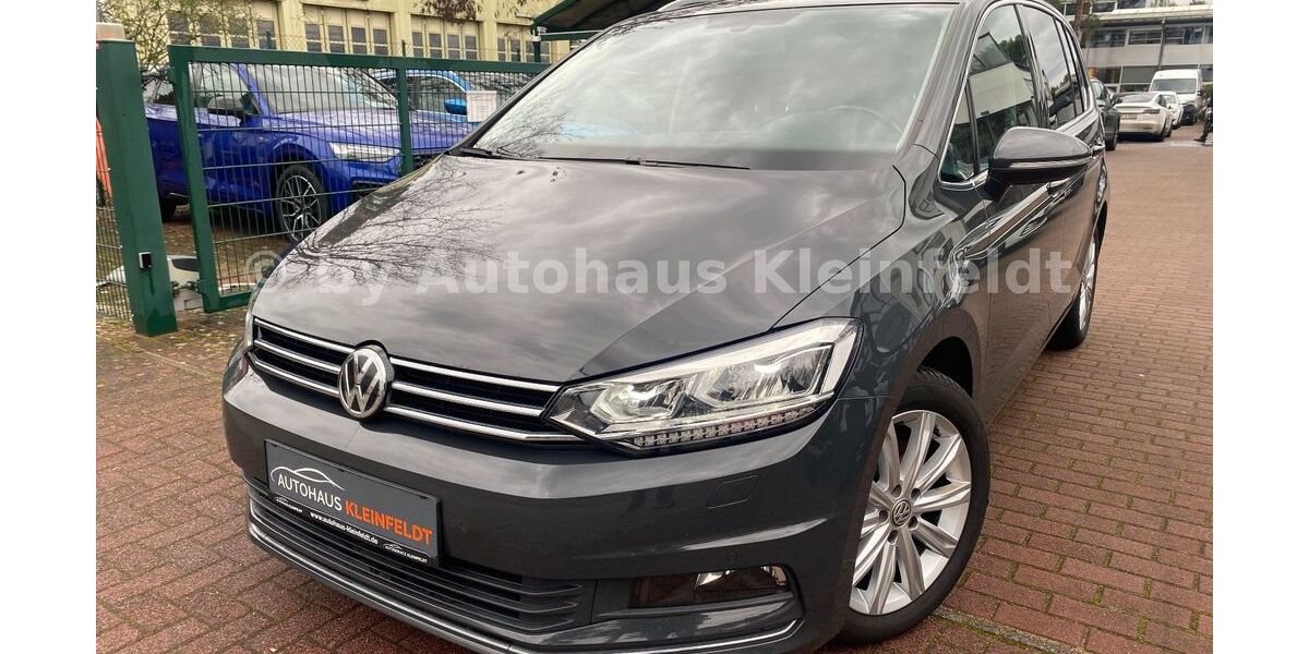 VW Touran 128.255 km 16.990 &euro; Borkheide 14822