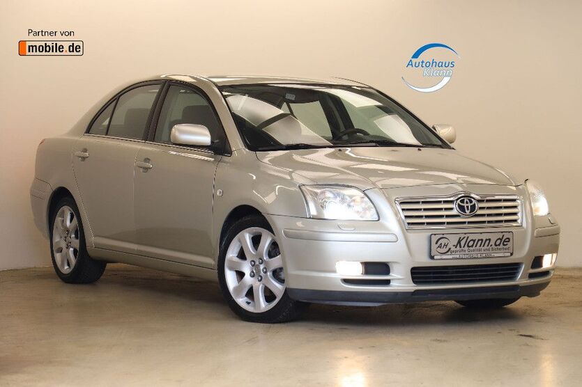 Toyota Avensis 69.985 km 9.999 € Teltow 14513