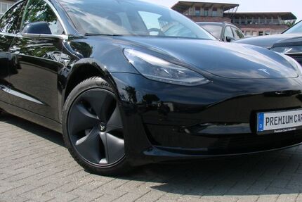 Tesla Model 3 71.978 km 23.980 &euro; Falkensee 14612