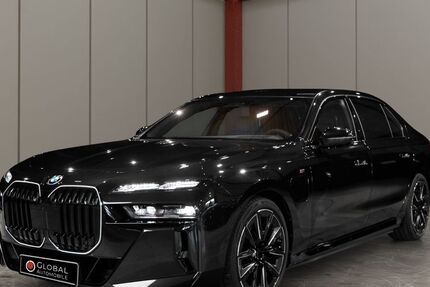 BMW 750 4.000 km 139.900 € Blankenfelde-Mahlow, OT Groß Kienitz 15831