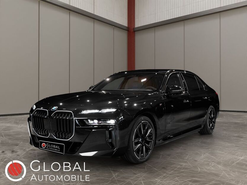 BMW 750 4.000 km 139.900 € Blankenfelde-Mahlow, OT Groß Kienitz 15831