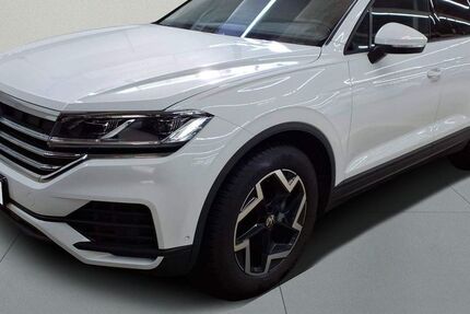 VW Touareg 25.868 km 53.975 &euro; Berlin 13088