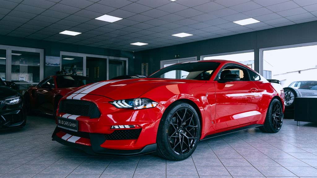 Ford Mustang 18.900 km 29.900 &euro; Nauen 14641