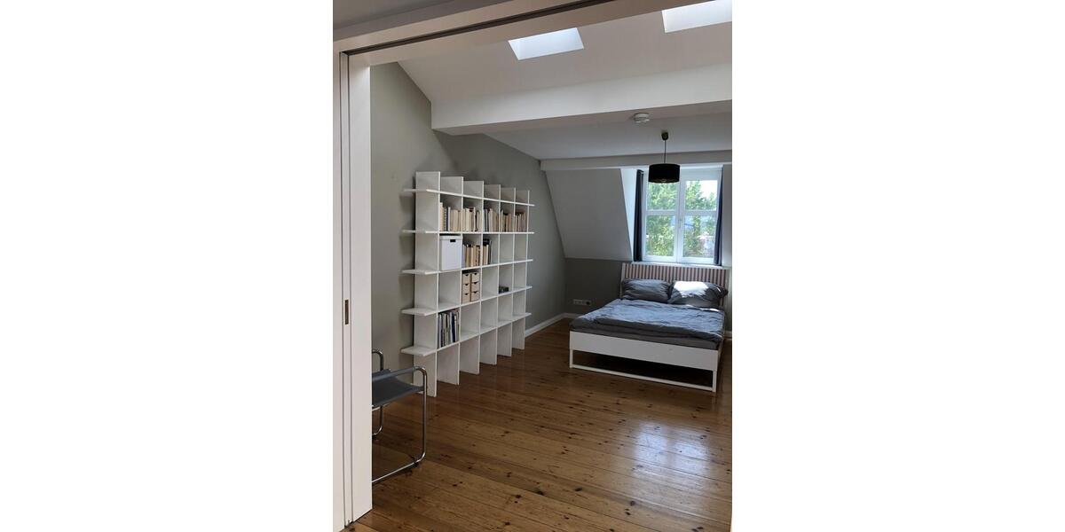 Dachgeschoßwohnung Berlin Neukölln - 2 Zimmer, 70 m&sup2;, 1.050&euro; | Angebot:26250553