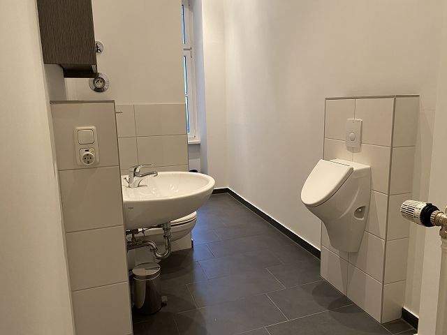 Gewerbeobjekt Berlin Charlottenburg - 3 Zimmer, 94 m&sup2;, 1.850&euro; | Angebot:24867178