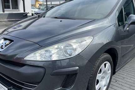 Peugeot 308 187.000 km 1.970 € Nauen 14641