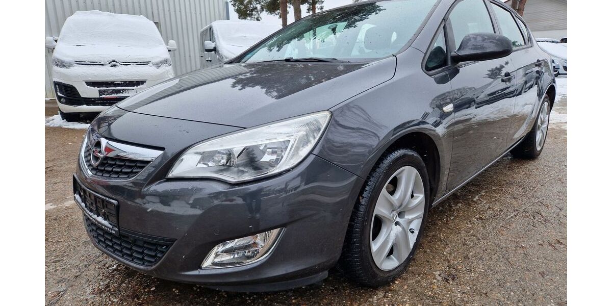 Opel Astra 126.501 km 5.555 &euro; Berlin 12559