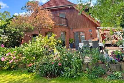 Haus Rangsdorf - 8 Zimmer, 221 m&sup2;, 549.000&euro; | Angebot:25925637