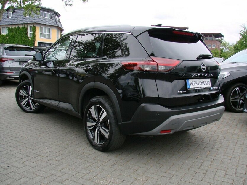 Nissan X-Trail 1.5VC-T e-Power e-4orce N-Connecta Pano He 12.897 km 33.980 € Falkensee 14612
