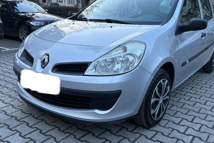 Renault Clio 77.000 km 3.600 &euro; Lankwitz 12249