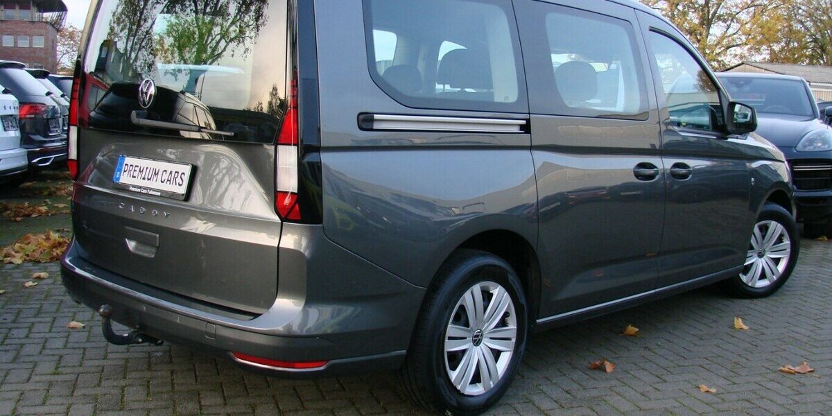 VW Caddy Maxi 2,0TDI 7Sitze Tempomat AHK 57.708 km 27.980 &euro; Falkensee 14612