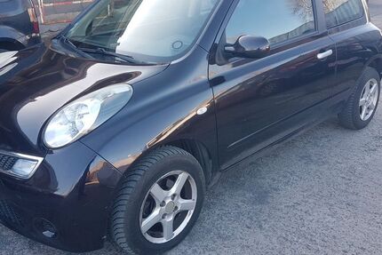 Nissan Micra 109.000 km 2.900 &euro; Berlin 10717