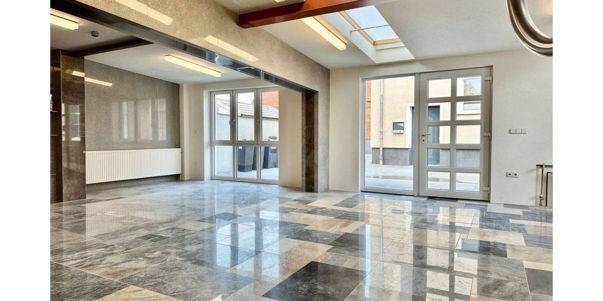 Einfamilienhaus Brieselang Bredow - 6 Zimmer, 340 m&sup2;, 1.250.000&euro; | Angebot:26306375