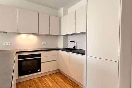 Wohnung zum Mieten in Nauen 1.311 € 94.67 m² 4 zimmer