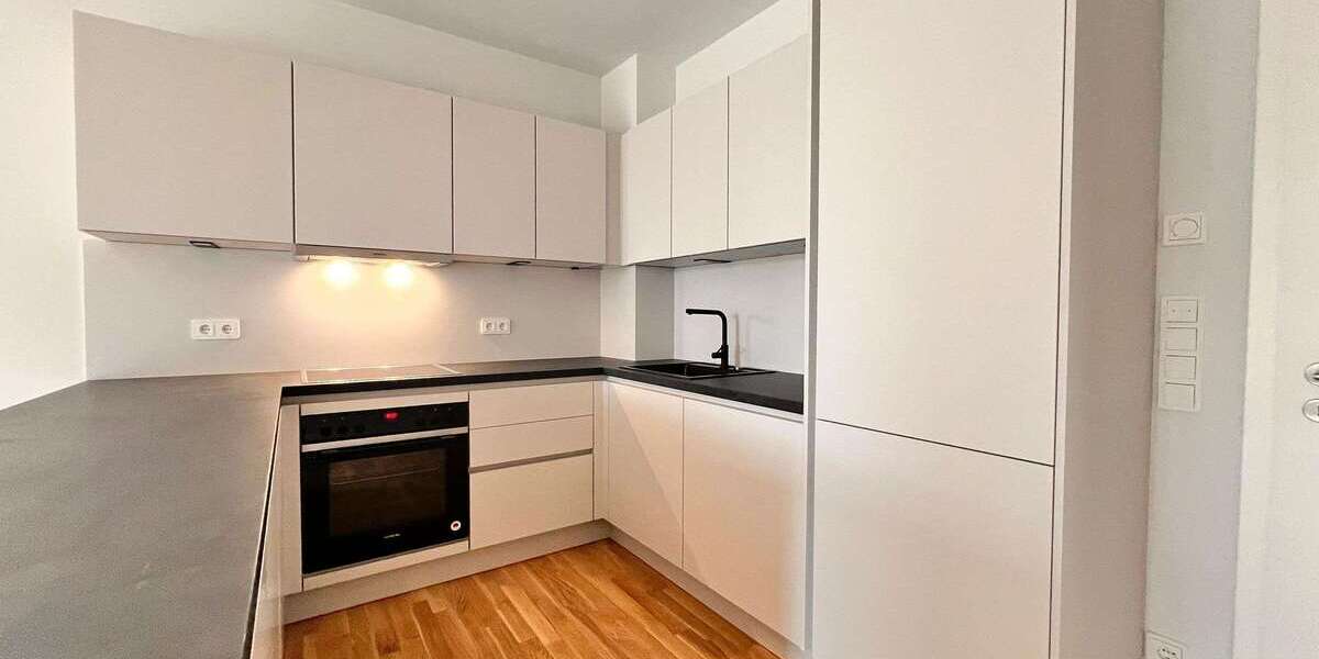 Wohnung zum Mieten in Nauen 1.311 € 94.67 m² 4 zimmer