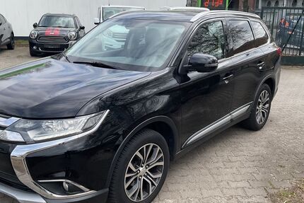 Mitsubishi Outlander 200.000 km 8.900 &euro; Berlin 13509