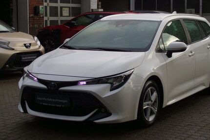 Toyota Corolla 76.928 km 22.990 € Berlin 13403