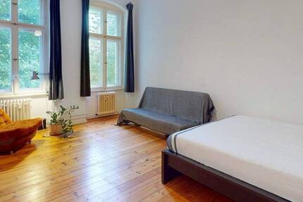 Helle Altbauwohnung mit ca. 36 m² im beliebten Schillerkiez 1 zimmer