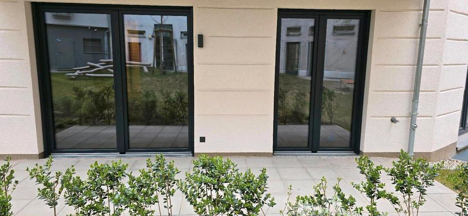 Erdgeschoßwohnung Berlin Mitte - 3 Zimmer, 93 m&sup2;, 2.075&euro; | Angebot:26347783