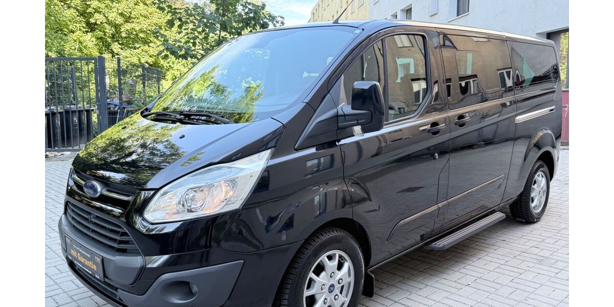 Ford Tourneo Custom 141.086 km 17.980 &euro; BERLIN 13409