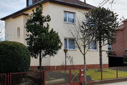 Haus Berlin Steglitz-Zehlendorf - 7 Zimmer, 200 m&sup2;, 899.500&euro; | Angebot:27715189