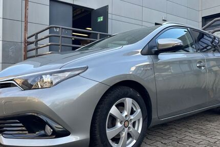 Toyota Auris 109.142 km 12.980 € Berlin 13353