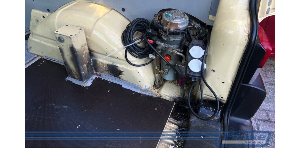 VW T4 Transporter Hochraum-Kombi*Umbau-W*01/26 TÜV* 325.982 km 3.480 € Berlin 13187