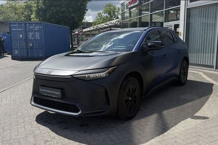 Toyota bZ4X 10.838 km 29.690 &euro; Berlin 13403
