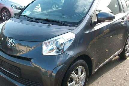 Toyota iQ 169.500 km 5.450 € Berlin 12347