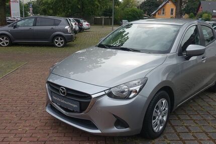 Mazda 2 66.432 km 10.640 € Berlin 13403