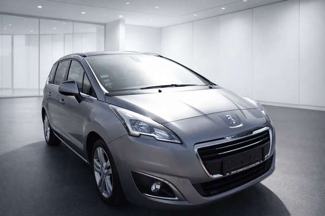 Peugeot 5008 118.223 km 12.500 &euro; Potsdam 14480