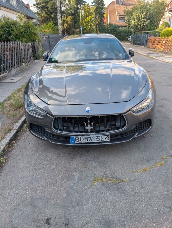 Maserati Ghibli 129.900 km 22.999 € Berlin 13437