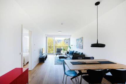 Wohnung Berlin Kreuzberg - 2 Zimmer, 70 m&sup2;, 1.750&euro; | Angebot:26503147