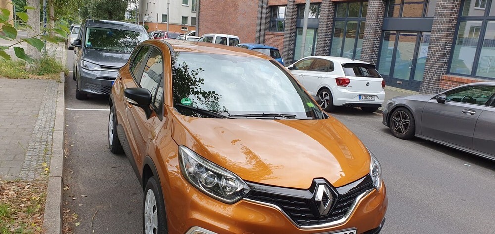 Renault Captur 80.000 km 8.800 € Berlin 10178