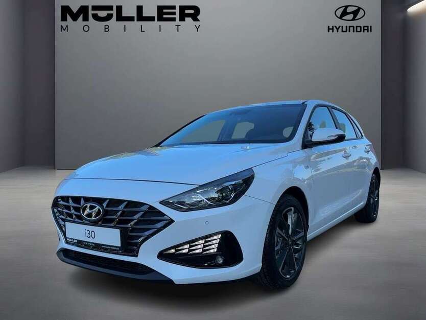 i30