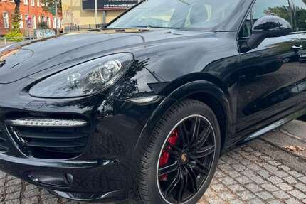 Porsche Cayenne 108.975 km 31.990 € Berlin 12107