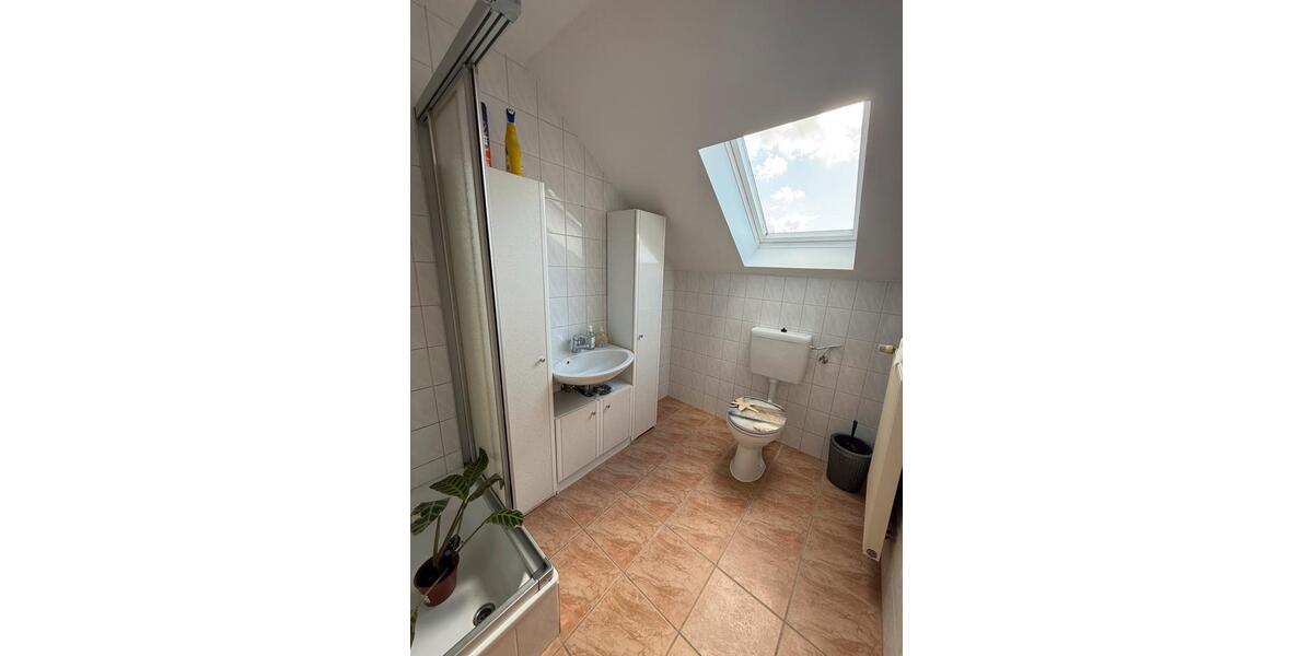 Etagenwohnung Berlin Charlottenburg-Wilmersdorf - 4 Zimmer, 110 m&sup2;, 650&euro; | Angebot:26691719