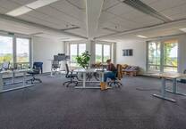Helles Büro mit Meeting-Raum und Dachterasse in Reinickendorf - All-in-Miete