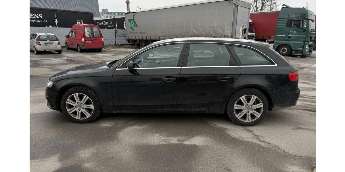 Audi A4 Avant 2,0 TFSI Attraction 1.Besitz 92.374 km 8.700 &euro; Berlin 10247